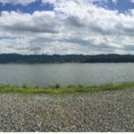 諏訪湖ハーモ美術館前からの風景